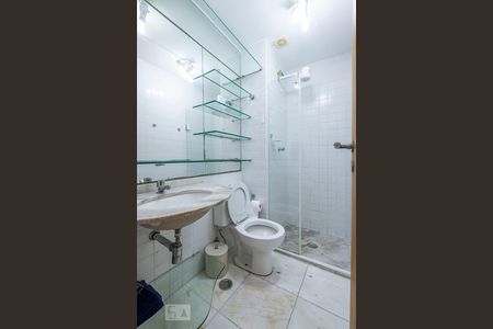 Studio para alugar com 36m², 1 quarto e 1 vaga Studio para alugar com 36m², 1 quarto e 1 vagaBanheiro