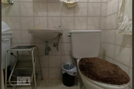 Apartamento à venda com 125m², 4 quartos e 3 vagasBanheiro de Serviço 