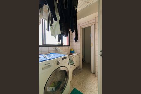 Apartamento à venda com 125m², 4 quartos e 3 vagasLavanderia 