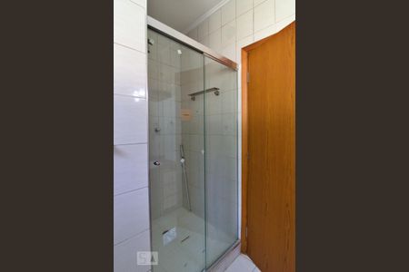 Casa de condomínio à venda com 110m², 2 quartos e 2 vagasBanheiro