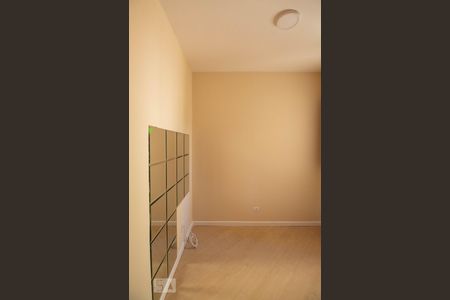 Apartamento à venda com 77m², 3 quartos e 2 vagasQuarto 2 