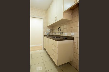 Apartamento à venda com 77m², 3 quartos e 2 vagasCozinha