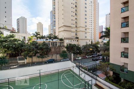 Apartamento à venda com 77m², 3 quartos e 2 vagasVista da suíte