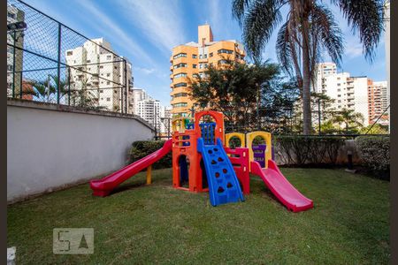 Apartamento à venda com 77m², 3 quartos e 2 vagasPlayground