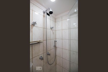 Apartamento à venda com 77m², 3 quartos e 2 vagasBanheiro do corredor 