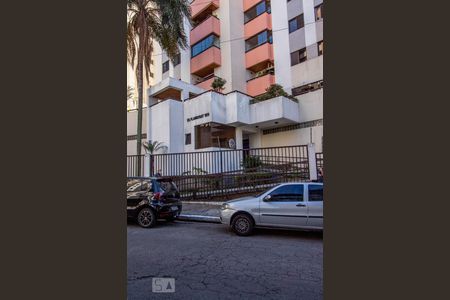 Apartamento à venda com 77m², 3 quartos e 2 vagasFachada
