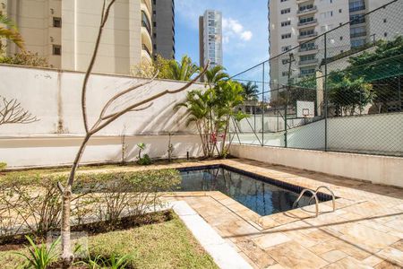 Apartamento à venda com 77m², 3 quartos e 2 vagasÁrea comum - Piscina