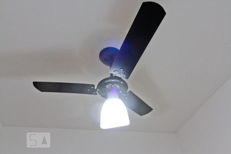 Suíte 1 de casa de condomínio à venda com 2 quartos, 65m² em Santa Teresinha, São Paulo