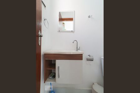 Banheiro de apartamento para alugar com 1 quarto, 33m² em Artur Alvim, São Paulo