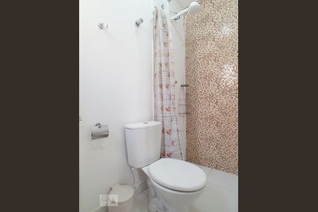 Banheiro de apartamento para alugar com 1 quarto, 33m² em Artur Alvim, São Paulo