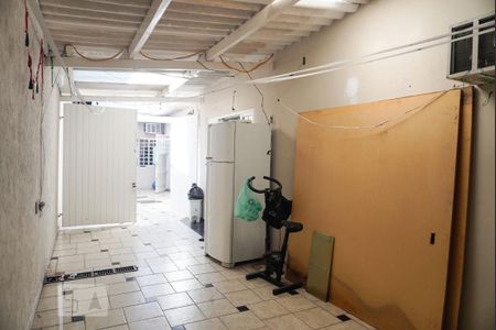 Casa à venda com 147m², 4 quartos e 4 vagas Casa à venda com 147m², 4 quartos e 4 vagasGaragem