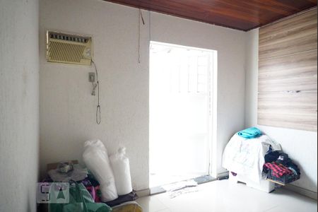 Casa à venda com 147m², 4 quartos e 4 vagas Casa à venda com 147m², 4 quartos e 4 vagasCozinha