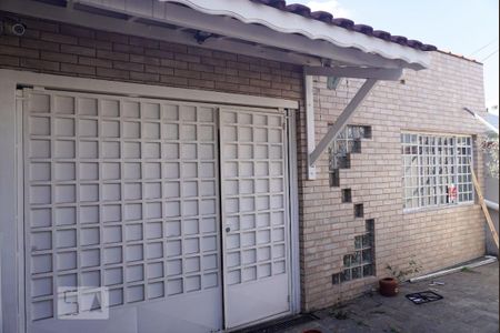 Casa à venda com 147m², 4 quartos e 4 vagas Casa à venda com 147m², 4 quartos e 4 vagasFrente da Casa