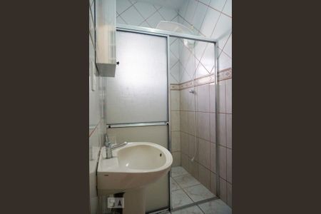 Casa à venda com 147m², 4 quartos e 4 vagas Casa à venda com 147m², 4 quartos e 4 vagasBanheiro da Suíte