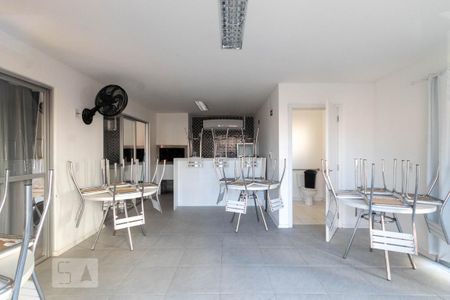 Apartamento à venda com 47m², 2 quartos e 1 vaga Apartamento à venda com 47m², 2 quartos e 1 vagaÁrea comum - Salão de festas