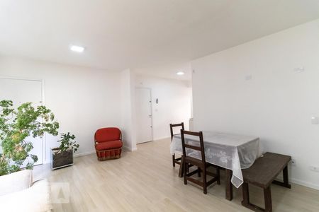 Sala de apartamento à venda com 3 quartos, 90m² em Pinheiros, São Paulo