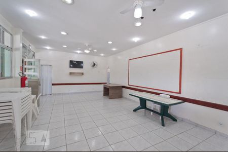 Apartamento para alugar com 52m², 2 quartos e 1 vagaÁrea comum - Salão de festas