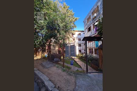 FACHADA de apartamento para alugar com 2 quartos, 50m² em Rubem Berta, Porto Alegre