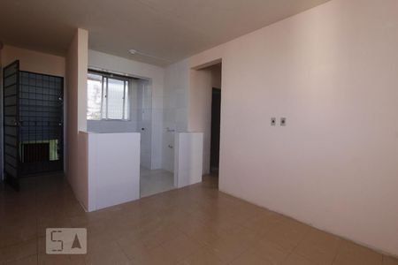 SALA de apartamento para alugar com 2 quartos, 50m² em Rubem Berta, Porto Alegre