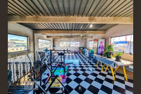 Casa à venda com 240m², 2 quartos e 4 vagasSalão de Festas e Churrasqueira