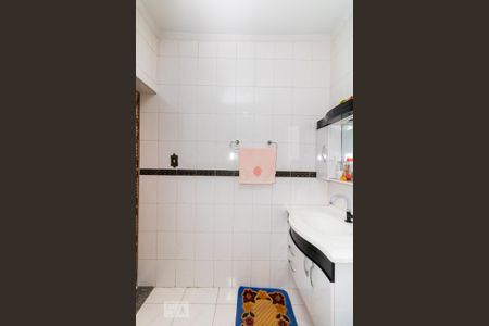 Casa à venda com 240m², 2 quartos e 4 vagasBanheiro da Suíte 1