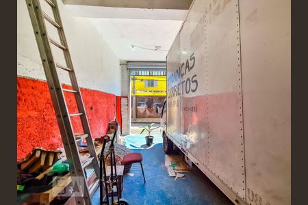 Casa à venda com 240m², 2 quartos e 4 vagasGaragem