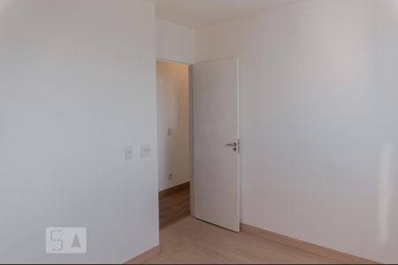 Quarto 1 de apartamento para alugar com 2 quartos, 44m² em Jardim Íris, São Paulo