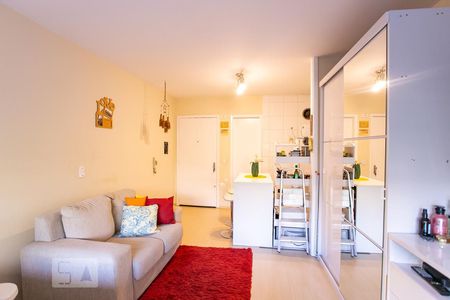 Sala/Quarto/Cozinha de kitnet/studio para alugar com 1 quarto, 29m² em Cidade Baixa, Porto Alegre