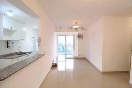 Sala de apartamento à venda com 3 quartos, 72m² em Jacarepaguá, Rio de Janeiro