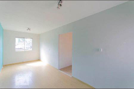 Sala de apartamento para alugar com 2 quartos, 62m² em Conjunto Residencial José Bonifácio, São Paulo