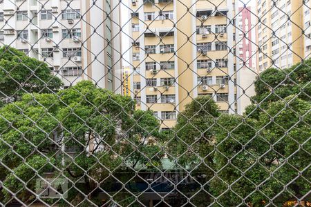 Vista da Sala de apartamento para alugar com 2 quartos, 60m² em Icaraí, Niterói