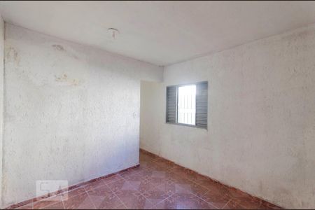 Quarto 1 de casa para alugar com 1 quarto, 50m² em Vila Carmosina, São Paulo