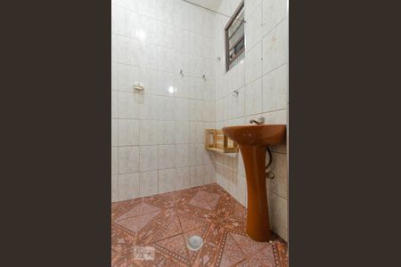 Casa para alugar com 50m², 1 quarto e sem vaga Casa para alugar com 50m², 1 quarto e sem vagaBanheiro
