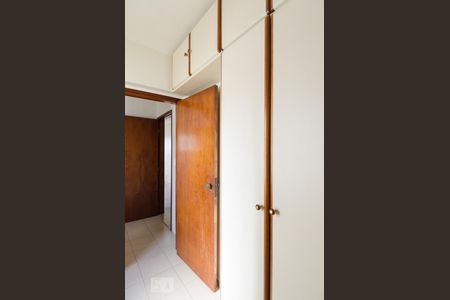 Apartamento à venda com 190m², 3 quartos e 2 vagasQuarto de serviço