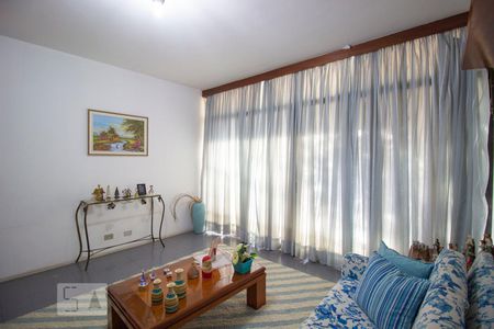 Sala de casa à venda com 3 quartos, 330m² em Vila Vianelo, Jundiaí