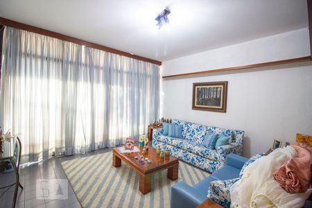 Sala de casa à venda com 3 quartos, 330m² em Vila Vianelo, Jundiaí