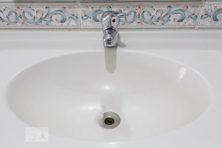Banheiro de apartamento para alugar com 3 quartos, 120m² em Pinheiros, São Paulo
