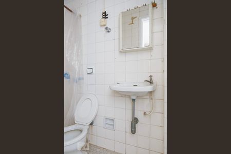 Apartamento para alugar com 120m², 3 quartos e 1 vaga Apartamento para alugar com 120m², 3 quartos e 1 vagaBanheiro de Serviço