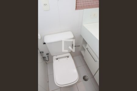 Apartamento à venda com 220m², 4 quartos e 4 vagasBanheiro da Suíte 3