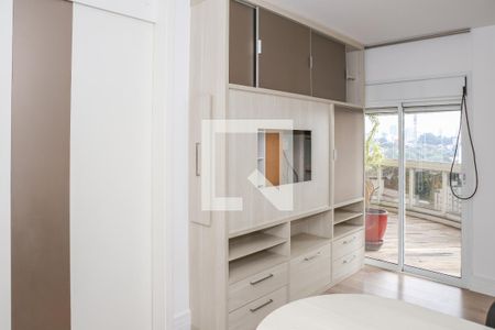Apartamento à venda com 220m², 4 quartos e 4 vagasEscritório