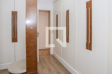 Apartamento à venda com 220m², 4 quartos e 4 vagasSuíte 1