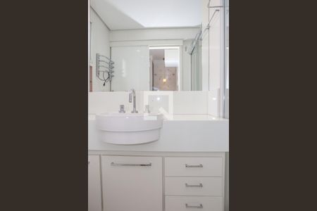 Apartamento à venda com 220m², 4 quartos e 4 vagasBanheiro da Suíte 3