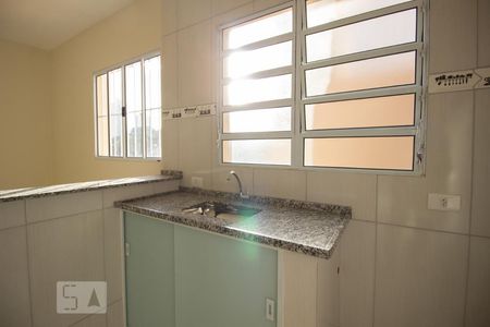 Casa para alugar com 40m², 1 quarto e sem vaga Casa para alugar com 40m², 1 quarto e sem vagaCozinha