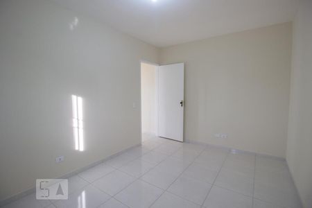 Quarto de casa para alugar com 1 quarto, 40m² em Jaguaré, São Paulo