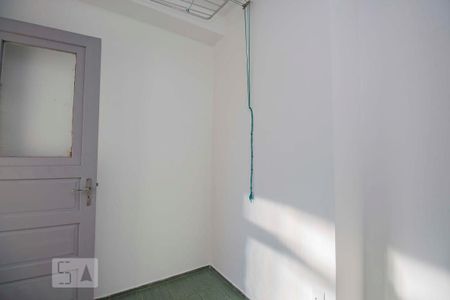 Apartamento à venda com 77m², 2 quartos e 1 vaga Apartamento à venda com 77m², 2 quartos e 1 vagaQuarto de Serviço