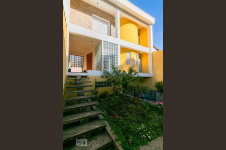 Casa à venda com 340m², 3 quartos e 8 vagasEntrada