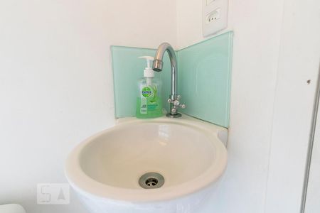 Lavabo da Sala de casa à venda com 3 quartos, 340m² em Vila Regente Feijó, São Paulo