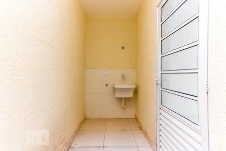 Casa de condomínio para alugar com 58m², 2 quartos e 1 vagaÁrea de Serviço
