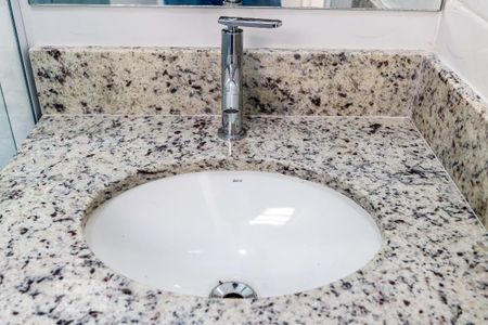 Casa de condomínio para alugar com 58m², 2 quartos e 1 vagaBanheiro da Suíte