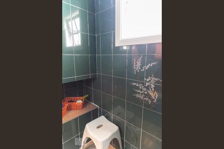 Casa à venda com 475m², 4 quartos e 5 vagas Casa à venda com 475m², 4 quartos e 5 vagasBanheiro suíte 2